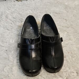 Dansko‎ Leather Clogs Black Buckle Accent Comfort Slip On Shoes, Sz 39